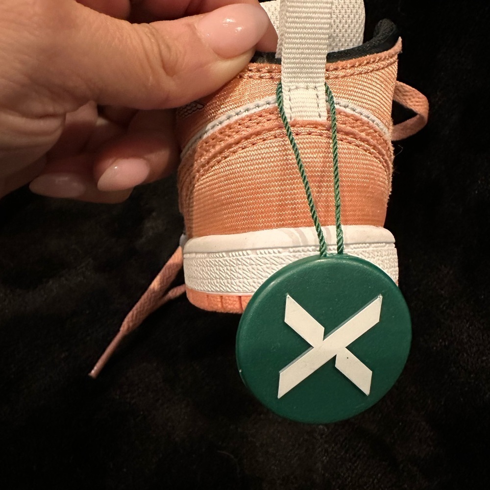 AUTHENTIC NWT from StockX-JORDAN 1 MID GS “LIGHT MADDER ROOT" 6C - Picture 8 of 16